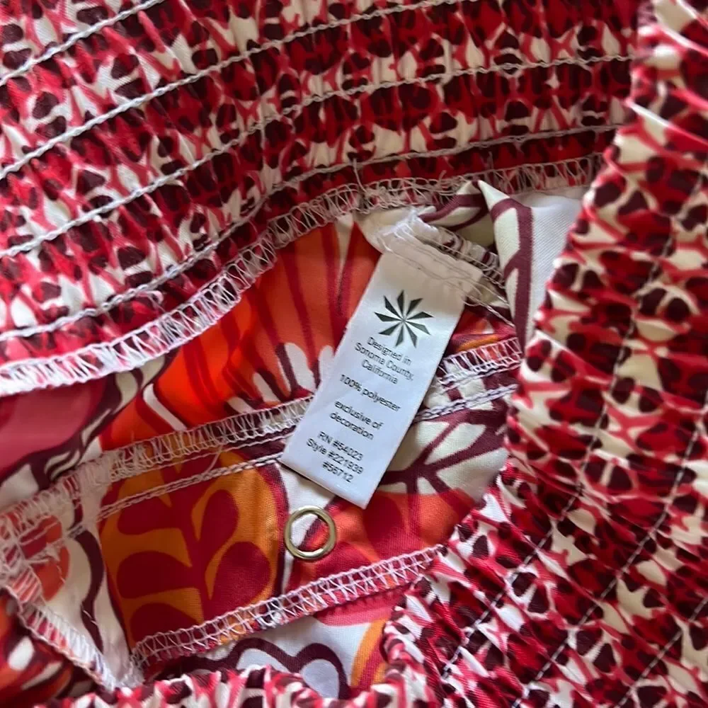EXCELLENT CONDITION WOMEN’S SIZE XL ATHLETA FLORAL POLYESTER SKIRT